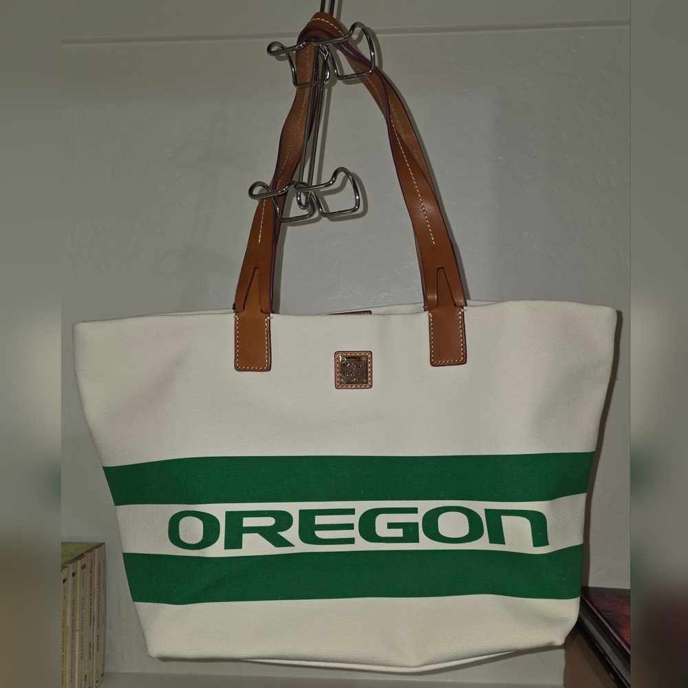 Dooney & Bourke University of Oregon Tote - Picture 2 of 7